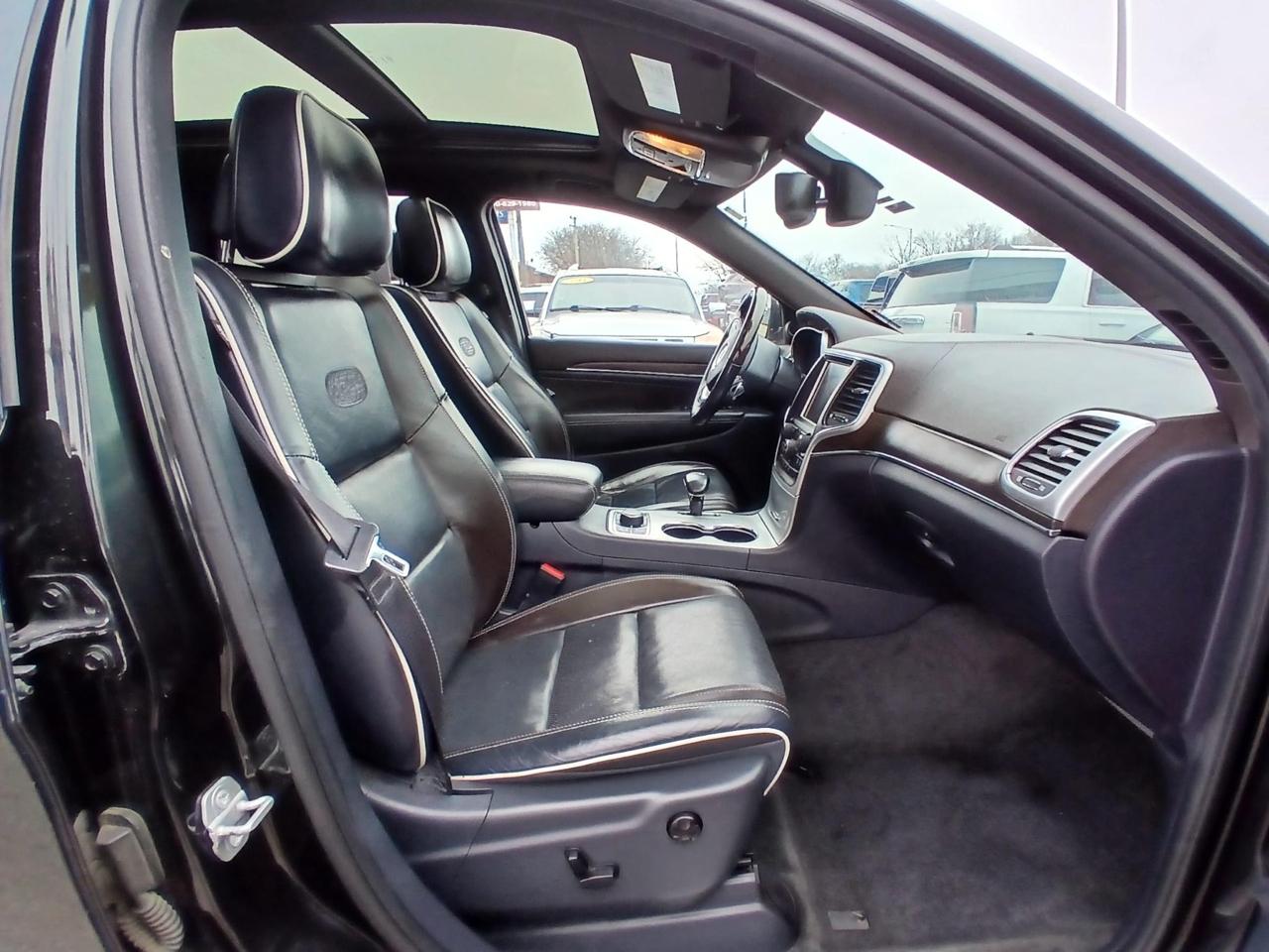 Jeep Grand Cherokee 4WD 4dr Overland 2015