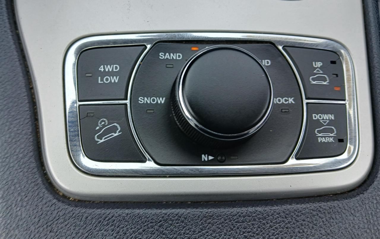 Jeep Grand Cherokee 4WD 4dr Overland 2015