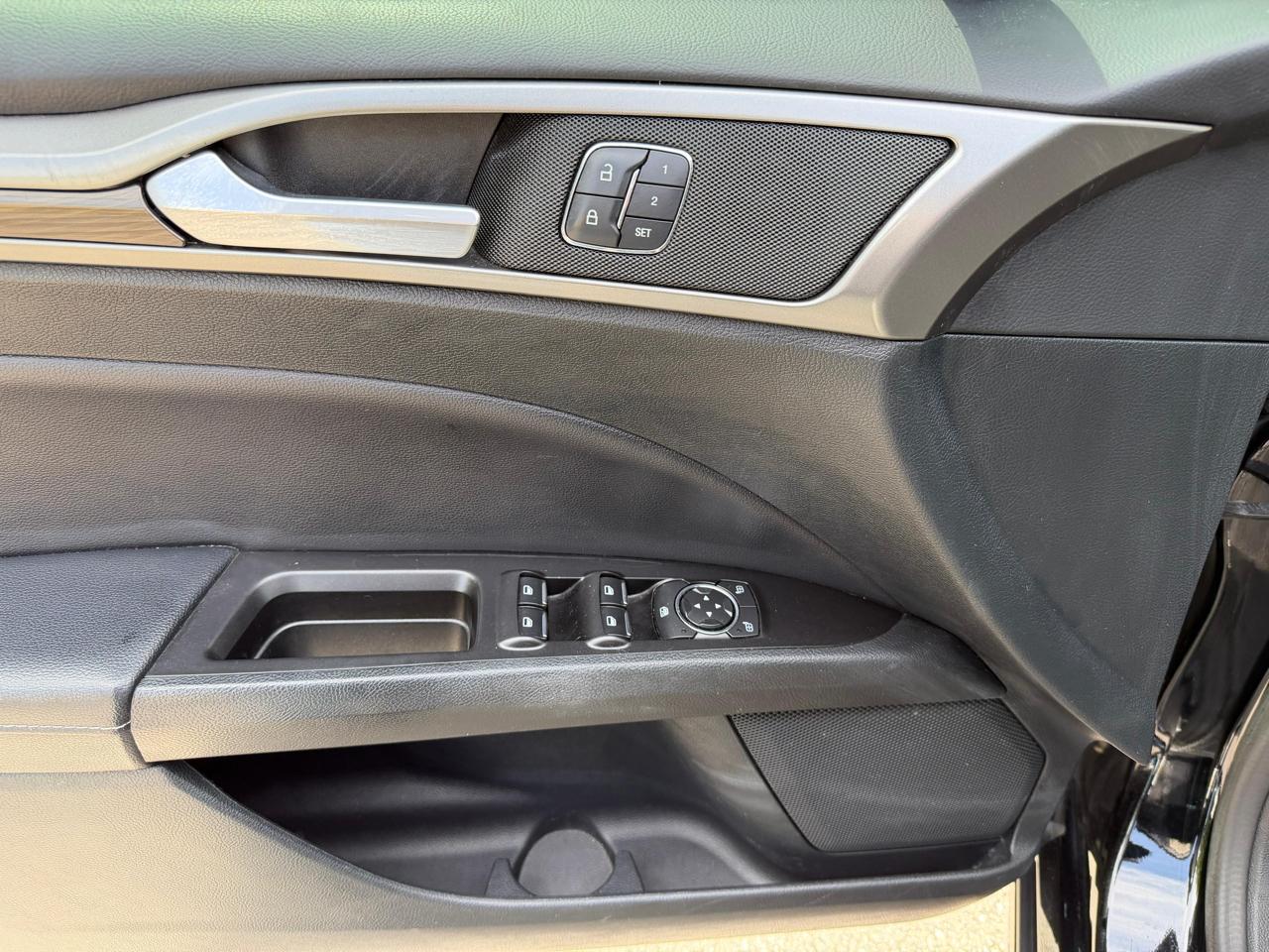 Ford Fusion SE AWD 2017