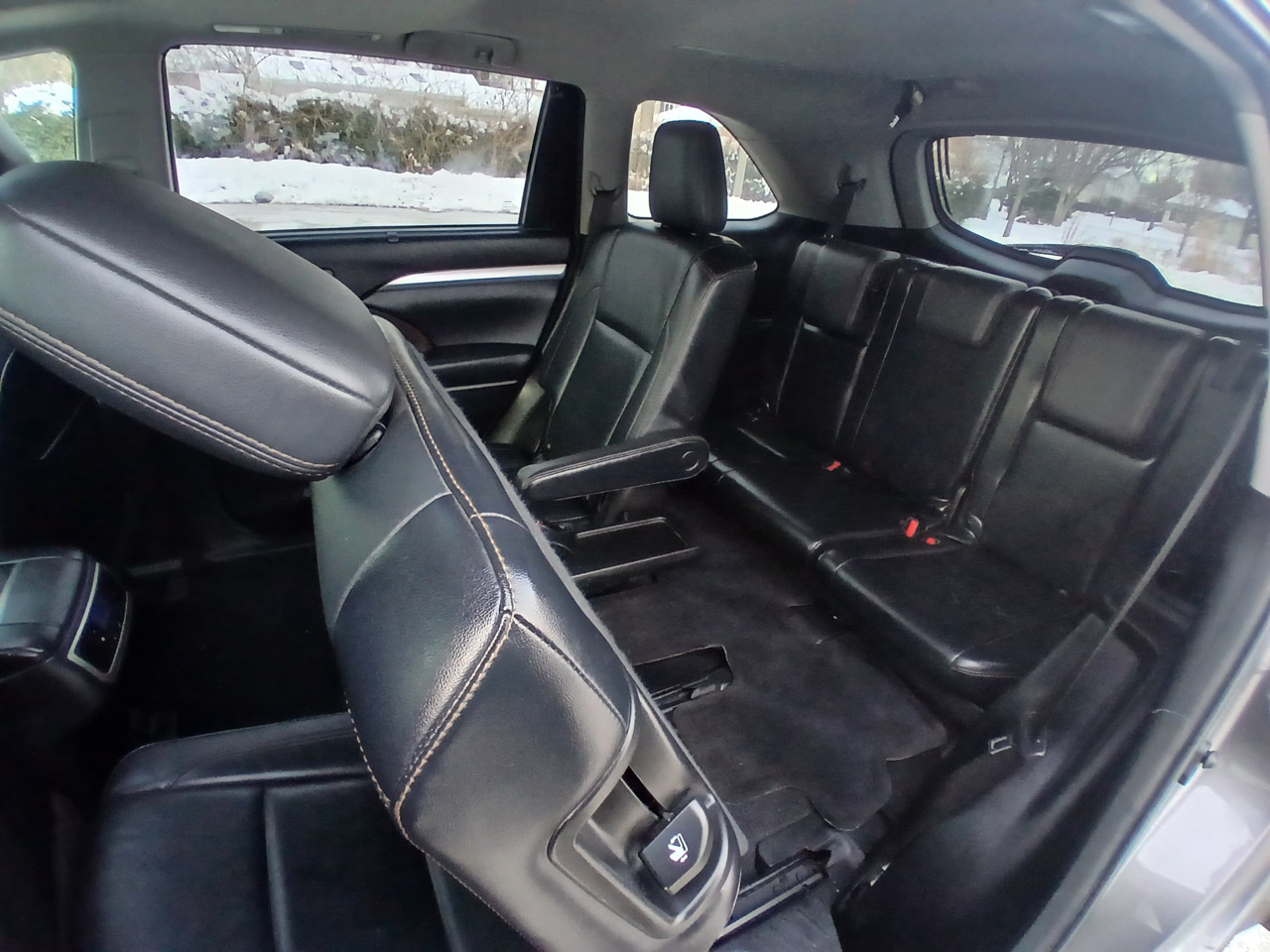 Toyota Highlander AWD 4dr V6 XLE (Natl) 2015