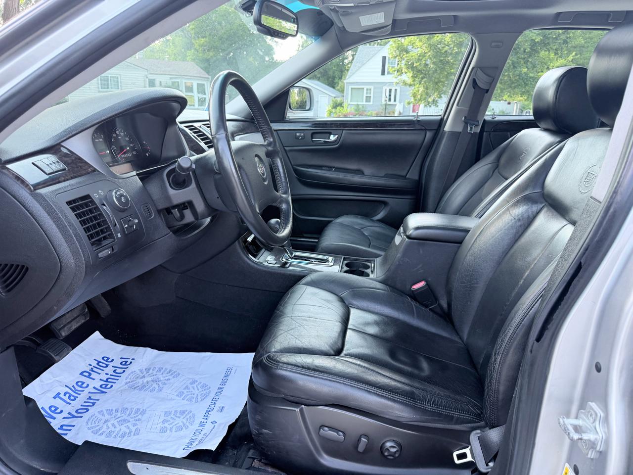 Cadillac DTS 4dr Sdn w/1SC 2008