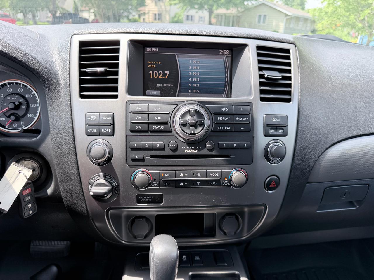 Nissan Armada 4WD 4dr SV 2014