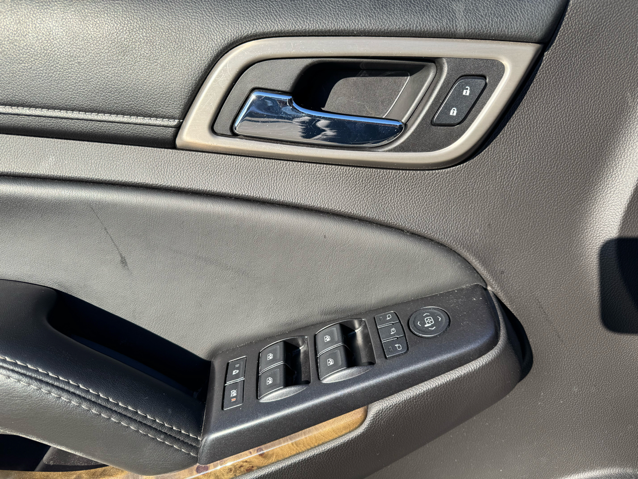 GMC Yukon 4WD 4dr Denali 2016