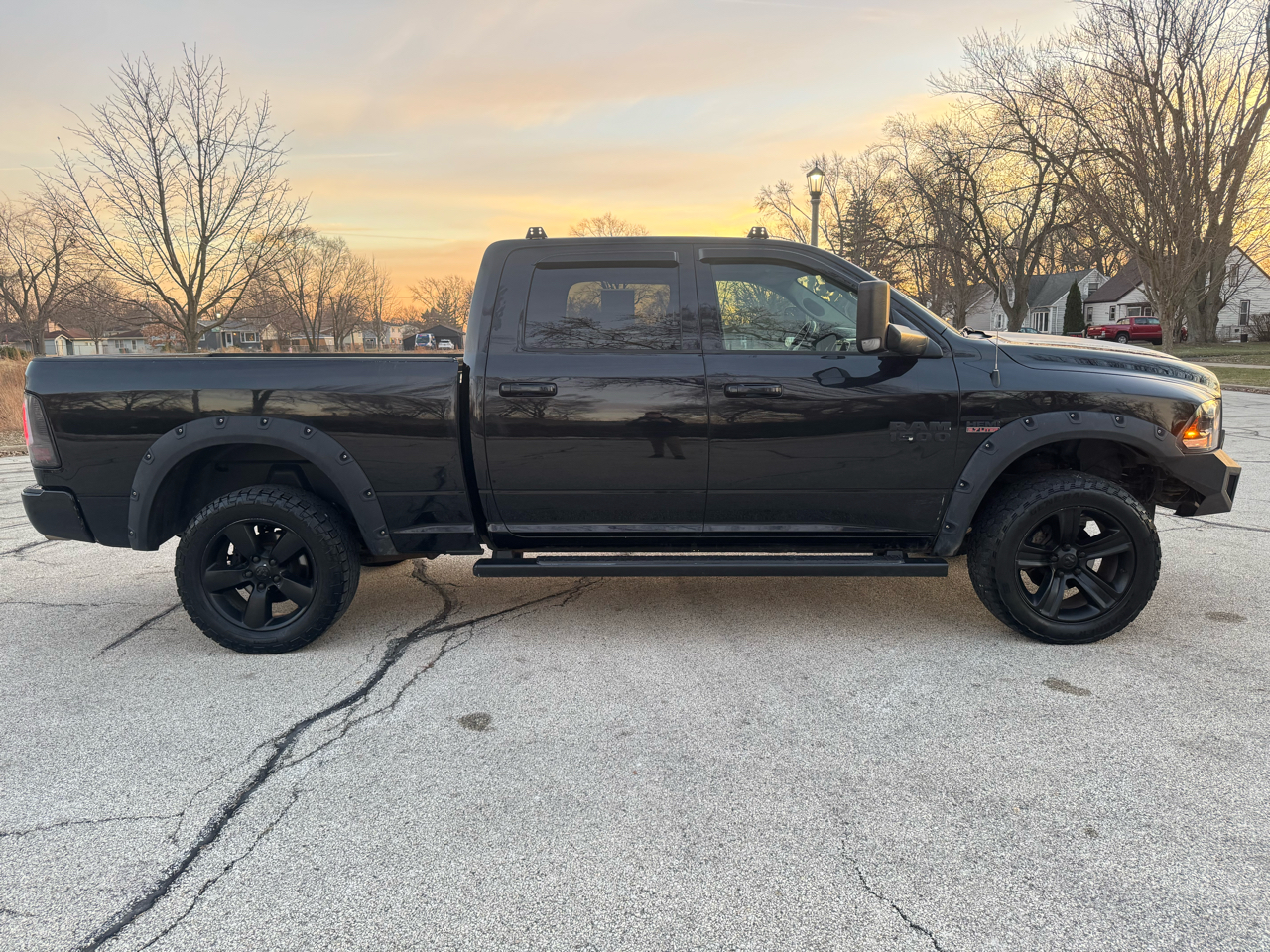RAM 1500 4WD Crew Cab 149" Sport 2014