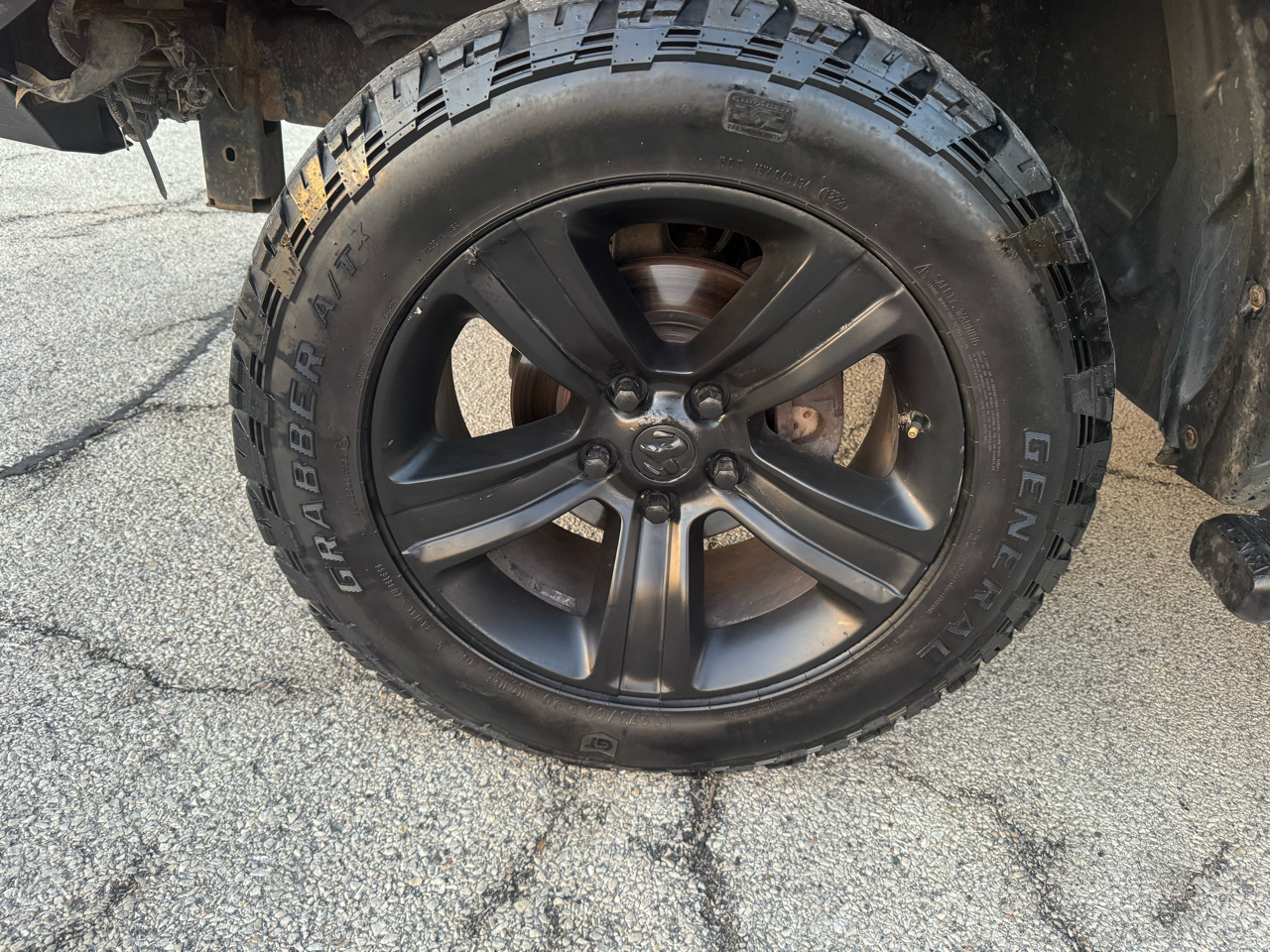 RAM 1500 4WD Crew Cab 149" Sport 2014