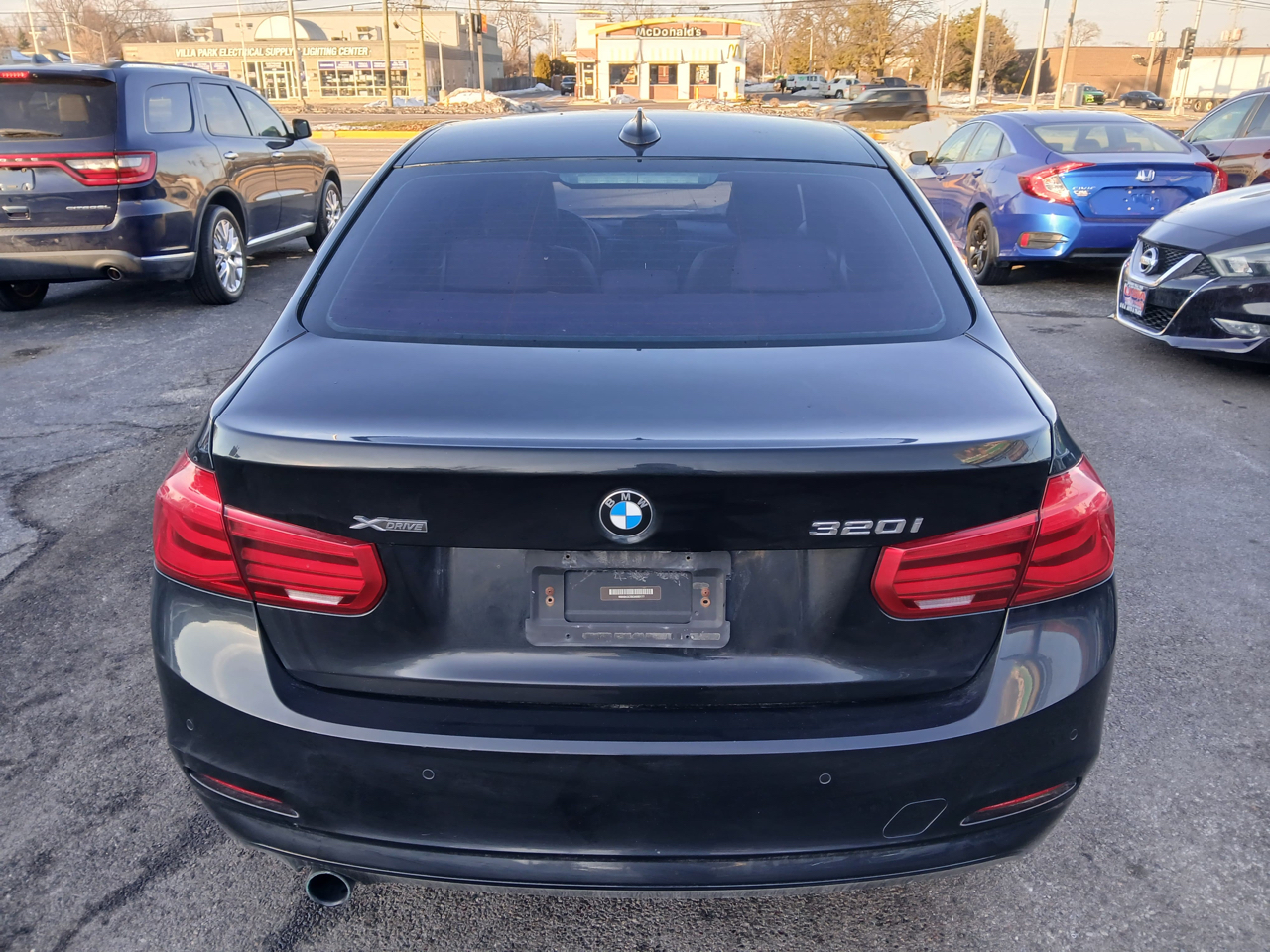 BMW 3 Series 4dr Sdn 320i xDrive AWD 2016