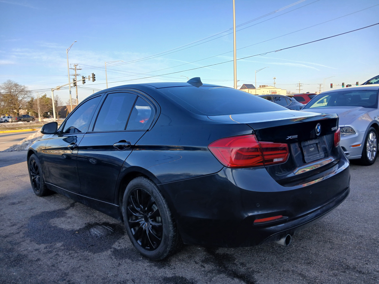BMW 3 Series 4dr Sdn 320i xDrive AWD 2016