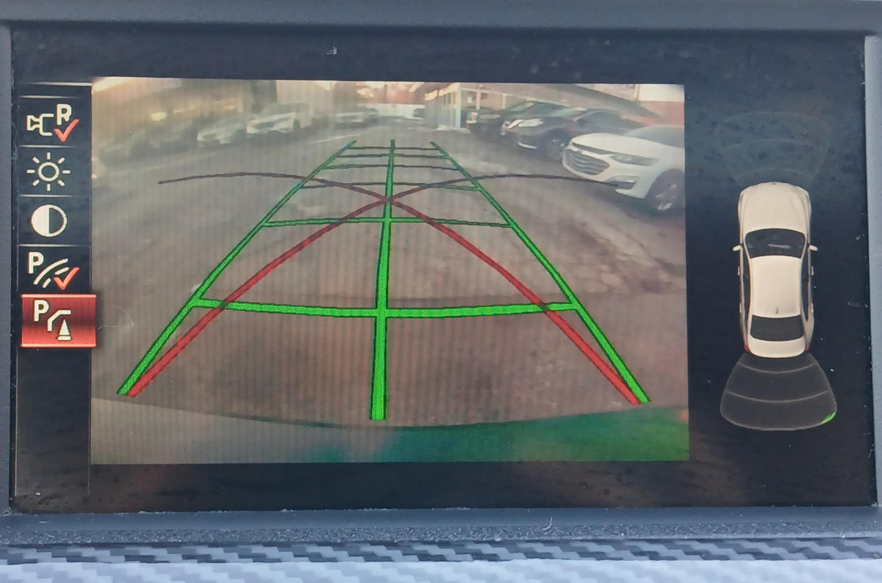 BMW 3 Series 4dr Sdn 320i xDrive AWD 2016