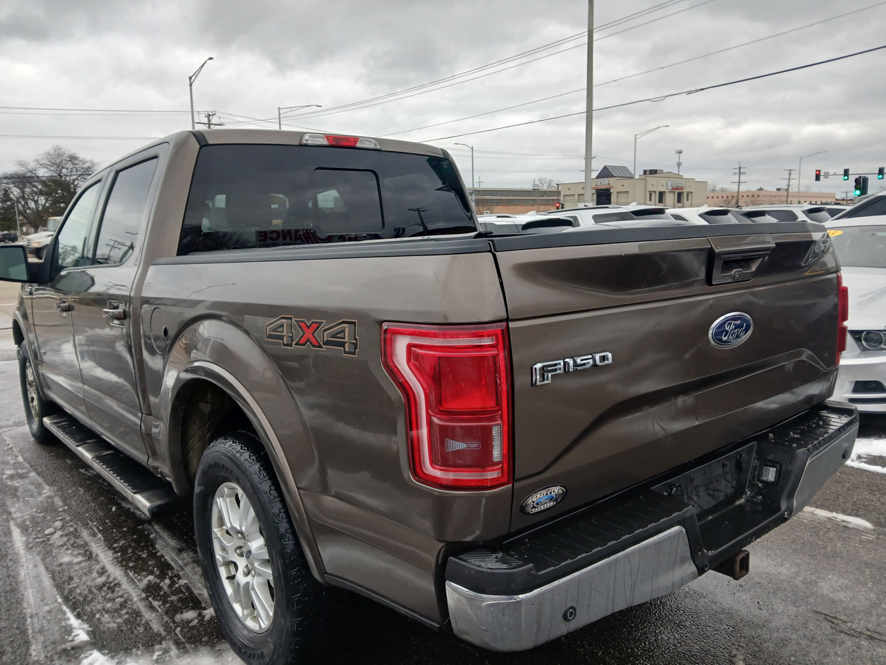 Ford F-150 4WD SuperCrew 145" Lariat 2016