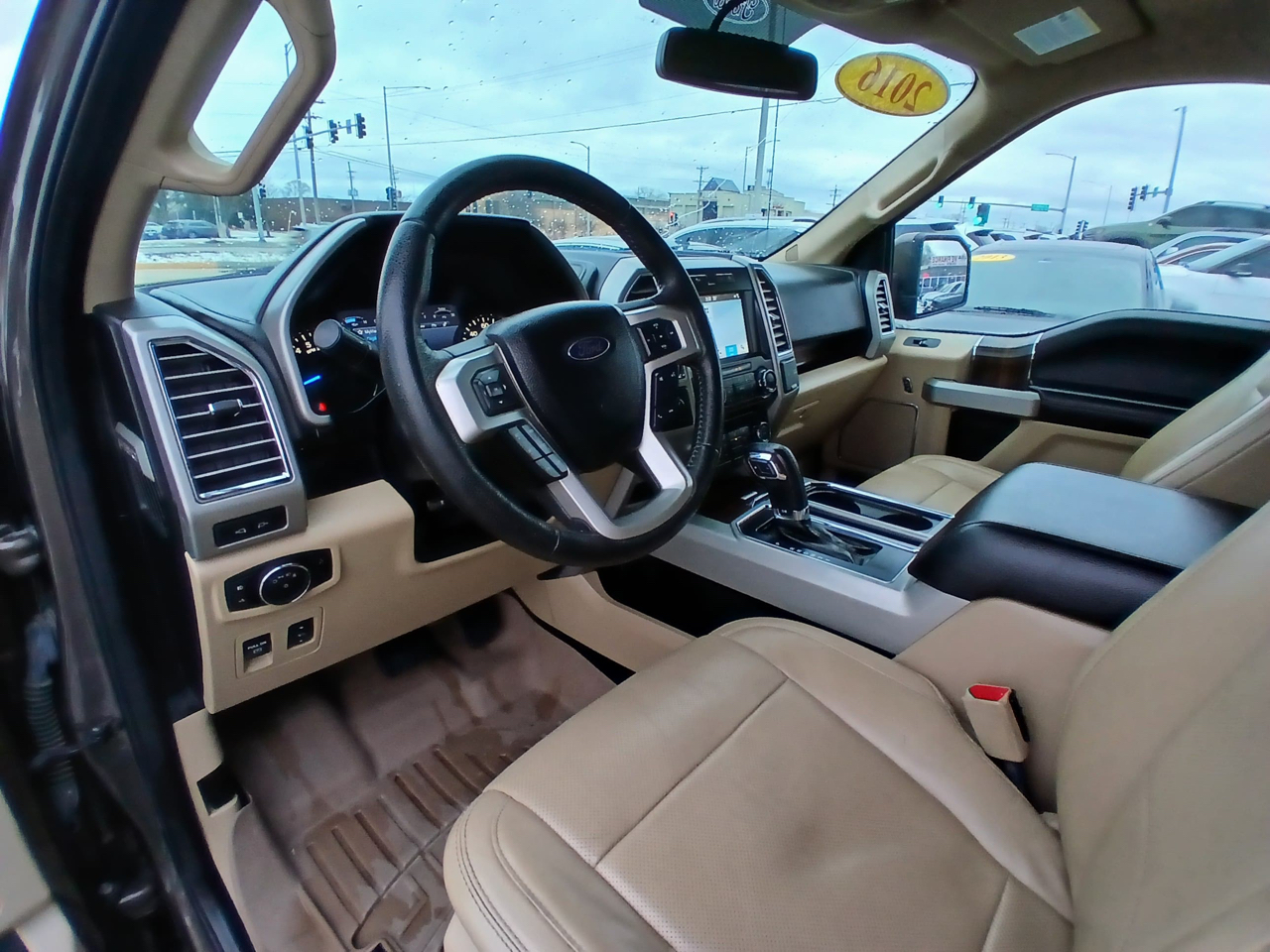 Ford F-150 4WD SuperCrew 145" Lariat 2016