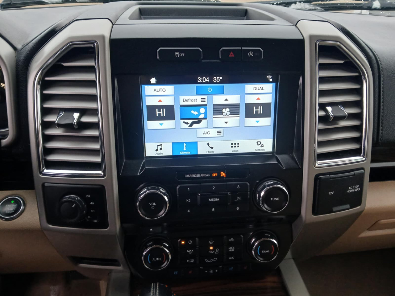 Ford F-150 4WD SuperCrew 145" Lariat 2016