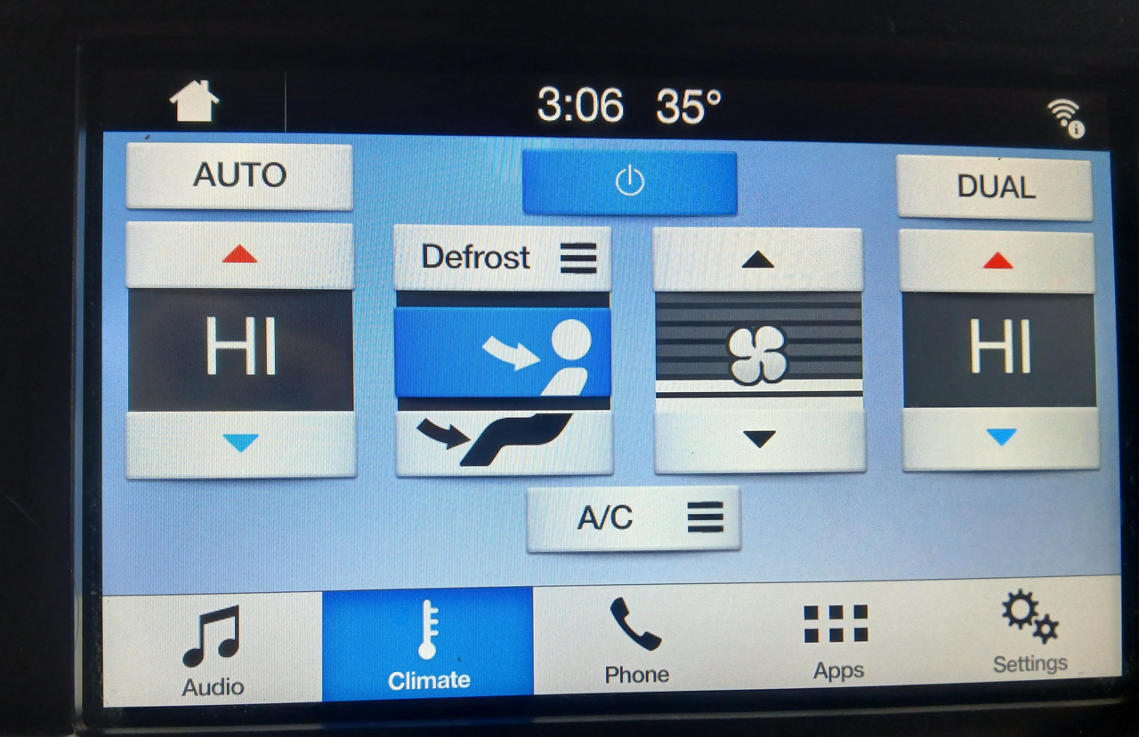 Ford F-150 4WD SuperCrew 145" Lariat 2016