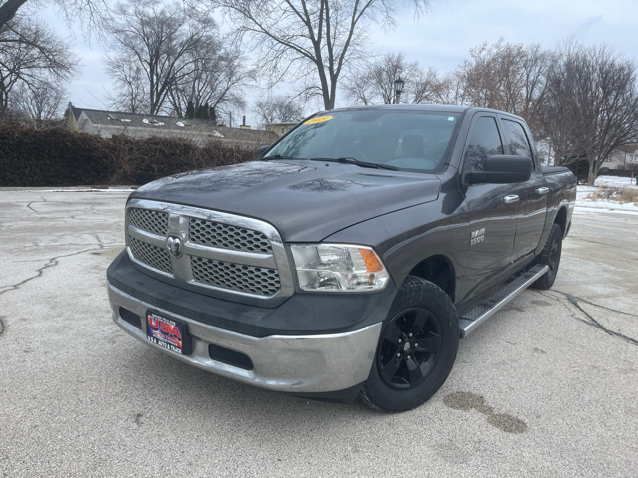 RAM 1500 4WD Crew Cab 140.5" Tradesman 2015