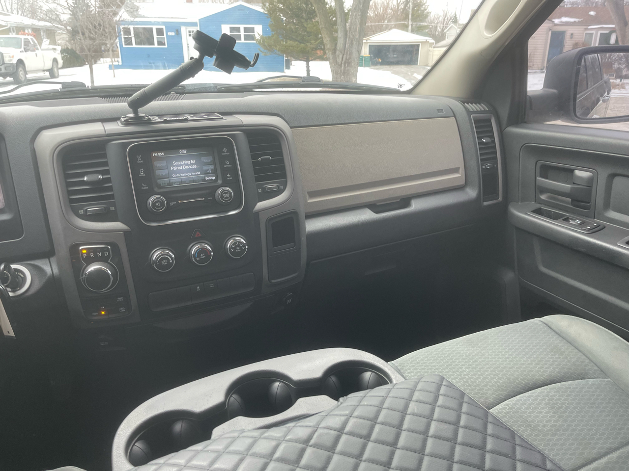 RAM 1500 4WD Crew Cab 140.5" Tradesman 2015