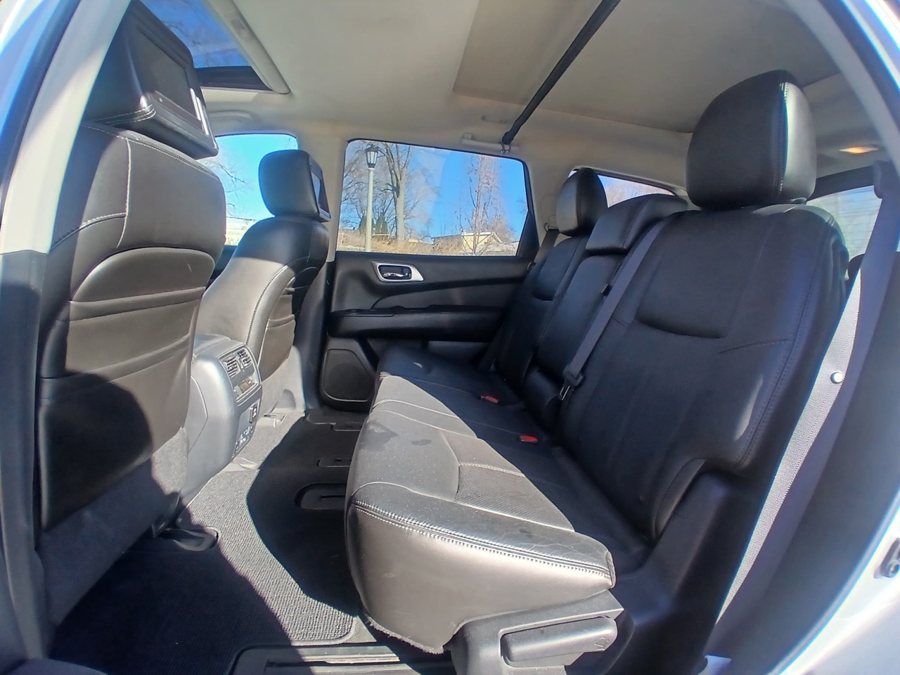 Nissan Pathfinder 4WD 4dr Platinum 2013