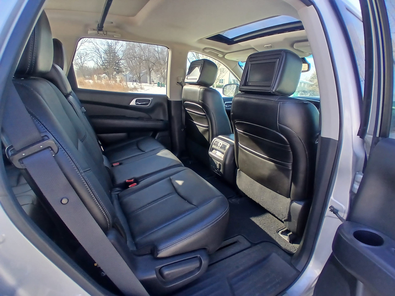 Nissan Pathfinder 4WD 4dr Platinum 2013