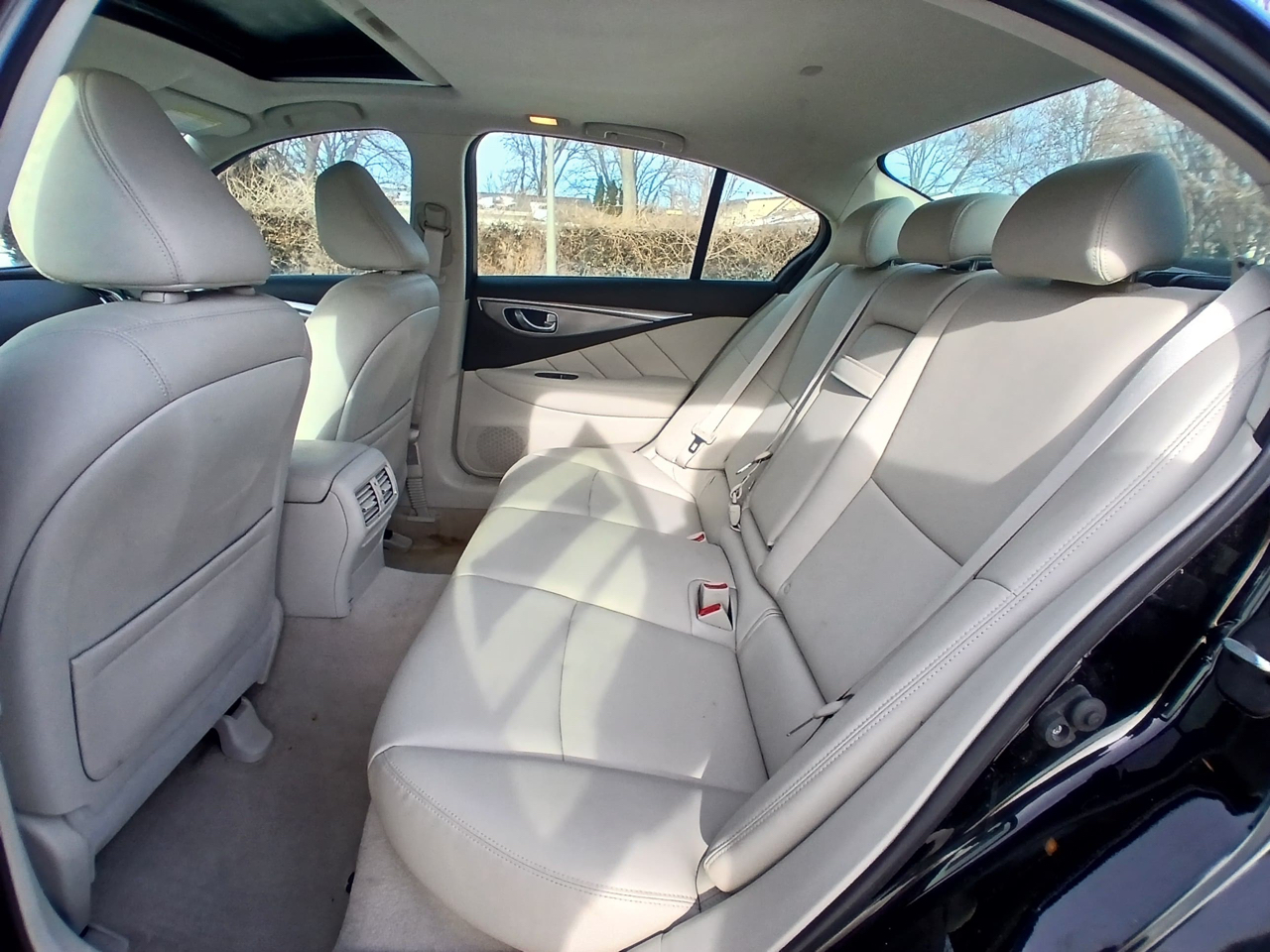 Infiniti Q50 4dr Sdn 2.0t Premium AWD 2016