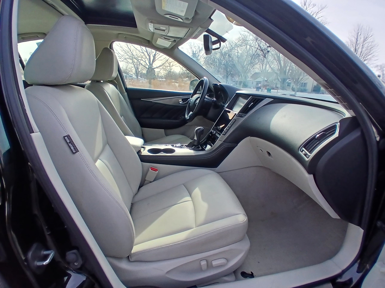 Infiniti Q50 4dr Sdn 2.0t Premium AWD 2016