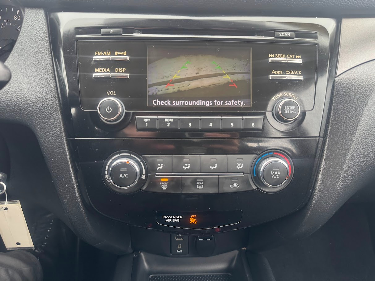 Nissan Rogue FWD 4dr S 2015