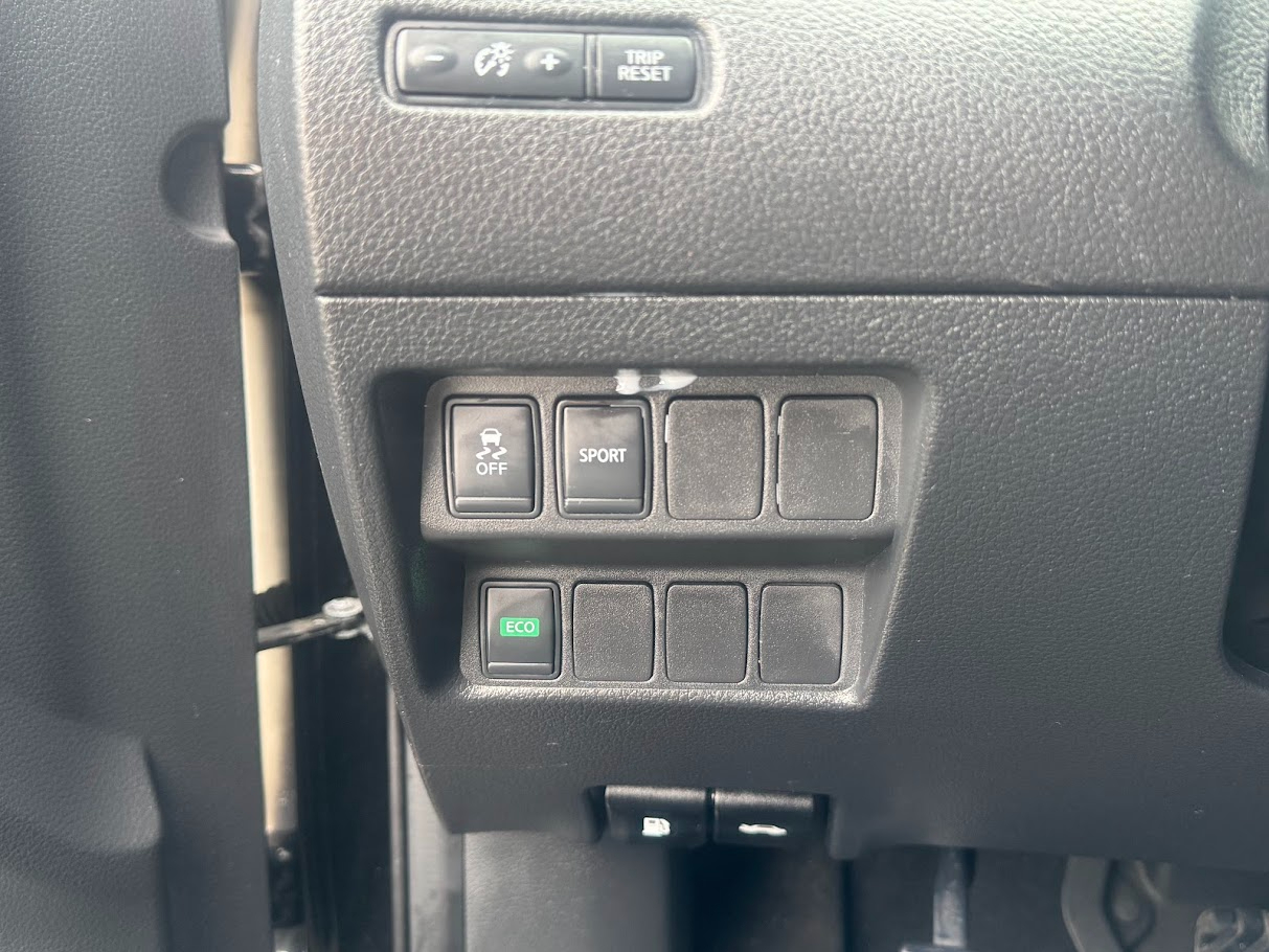 Nissan Rogue FWD 4dr S 2015