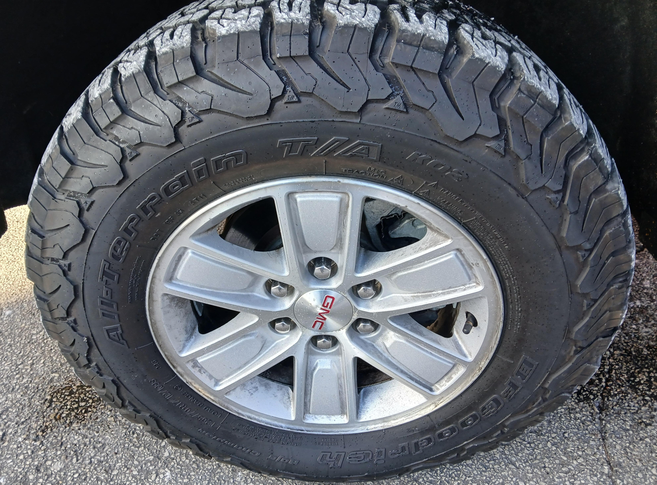 GMC Sierra 1500 4WD Crew Cab 143.5" SLE 2014