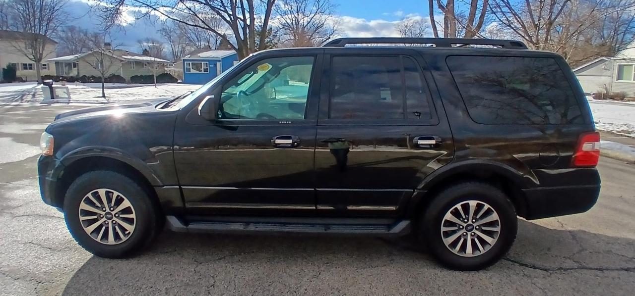 Ford Expedition XLT 2017