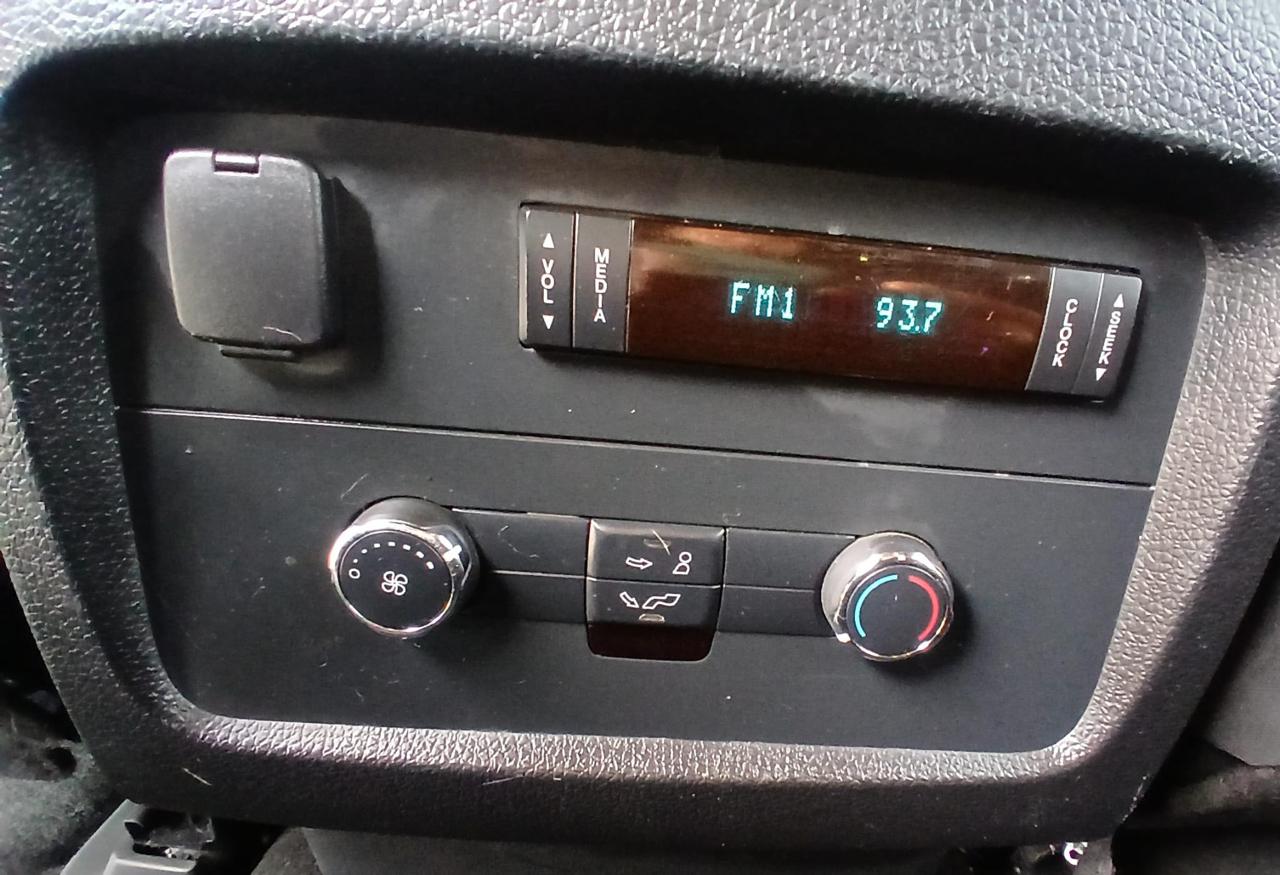 Ford Expedition XLT 2017