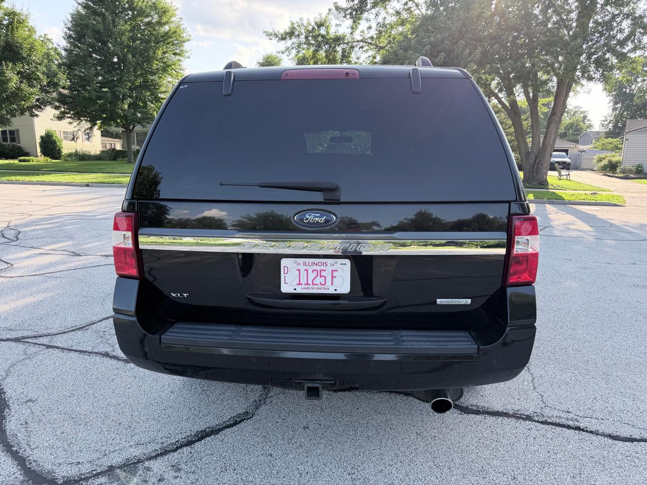 Ford Expedition XLT 2017