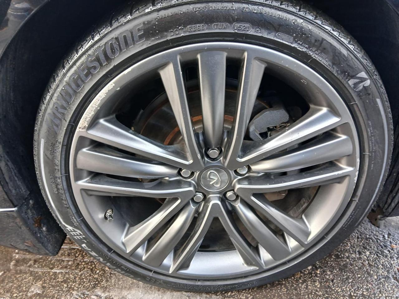 Infiniti Q50 4dr Sdn Premium AWD 2014