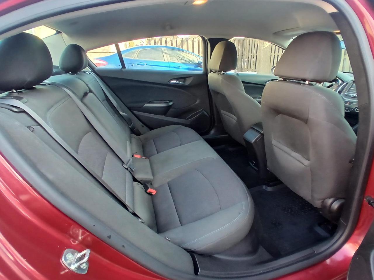 Chevrolet Cruze 4dr Sdn 1.4L LT w/1SD 2017