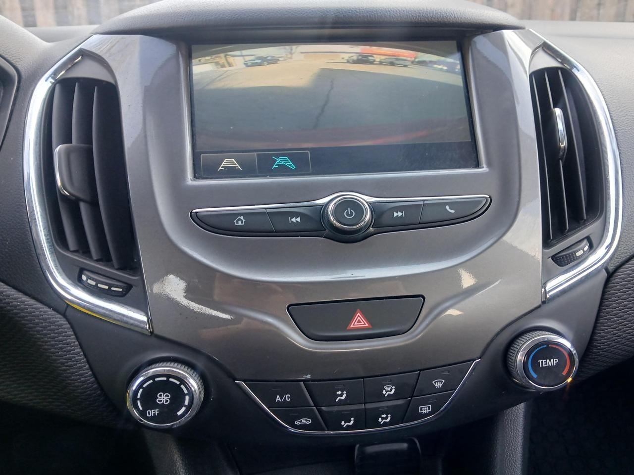 Chevrolet Cruze 4dr Sdn 1.4L LT w/1SD 2017