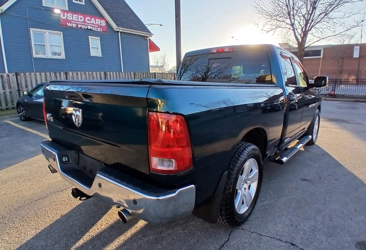 RAM 1500 2WD Quad Cab 140.5" Big Horn 2011