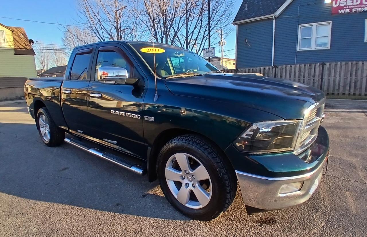 RAM 1500 2WD Quad Cab 140.5" Big Horn 2011
