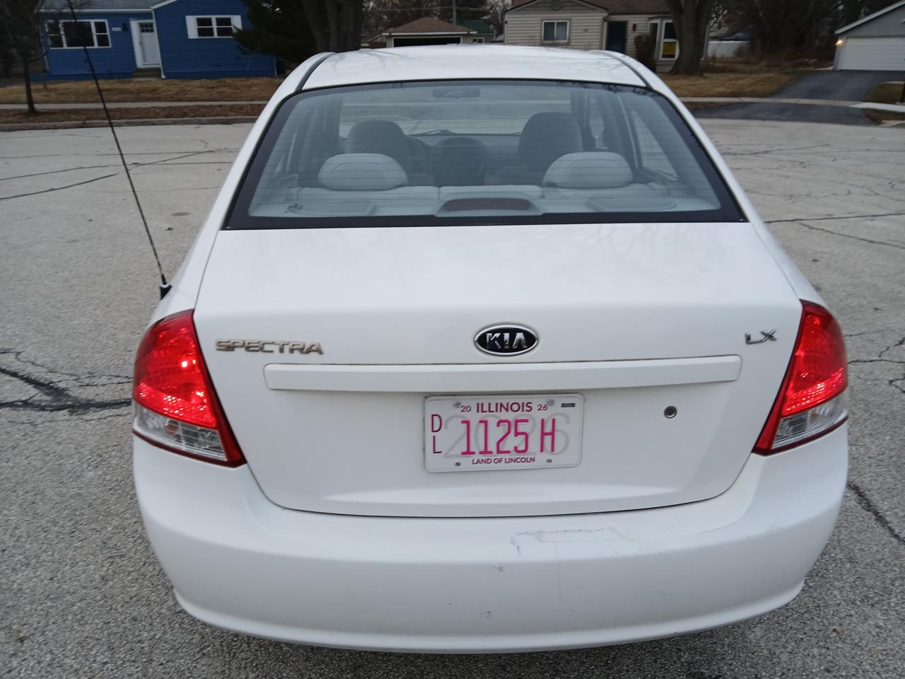 Kia Spectra 4dr Sdn Auto LX 2009