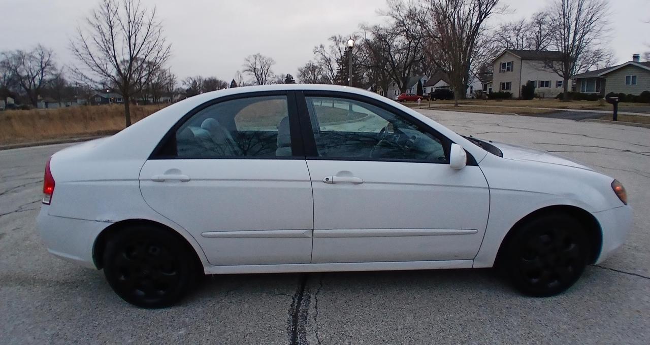 Kia Spectra 4dr Sdn Auto LX 2009