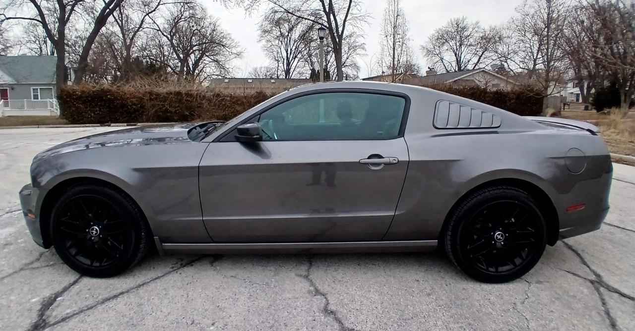 Ford Mustang 2dr Cpe V6 2014