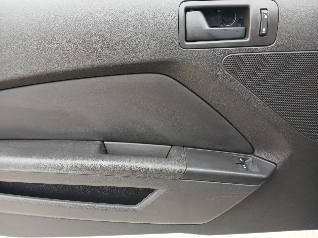 Ford Mustang 2dr Cpe V6 2014