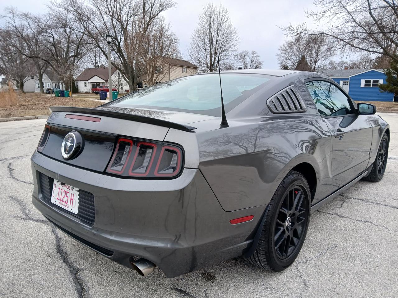 Ford Mustang 2dr Cpe V6 2014