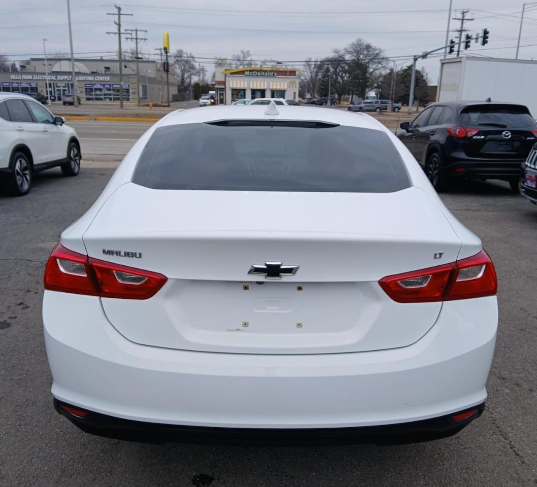 Chevrolet Malibu 4dr Sdn LT w/1LT 2017