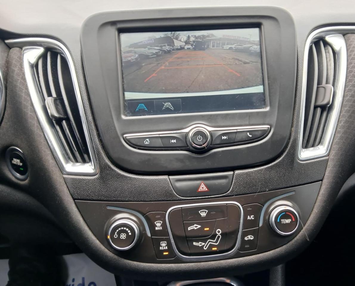 Chevrolet Malibu 4dr Sdn LT w/1LT 2017