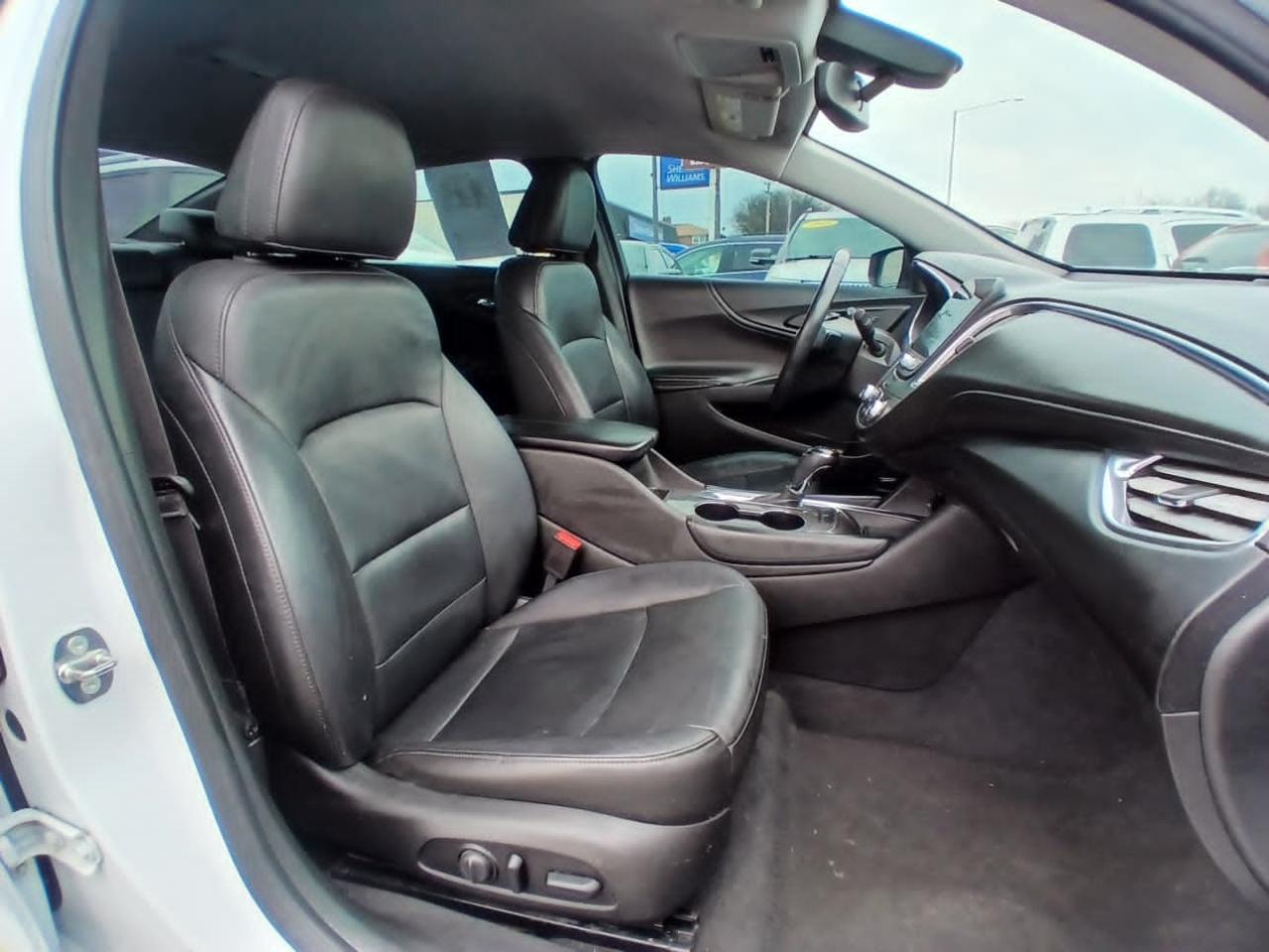 Chevrolet Malibu 4dr Sdn LT w/1LT 2018