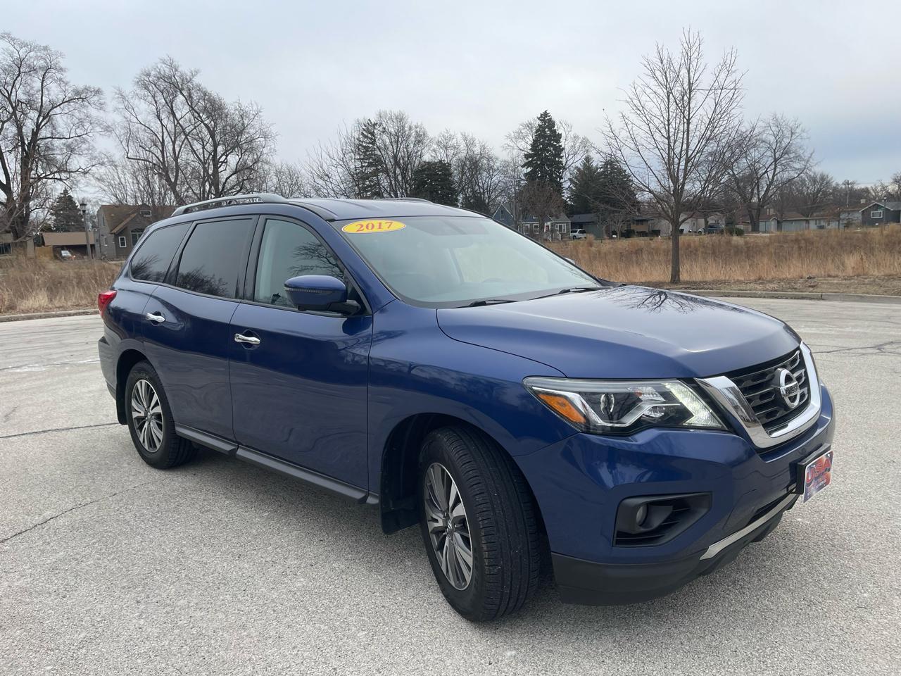 Nissan Pathfinder FWD SL 2017
