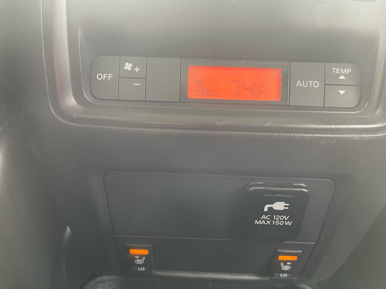 Nissan Pathfinder FWD SL 2017