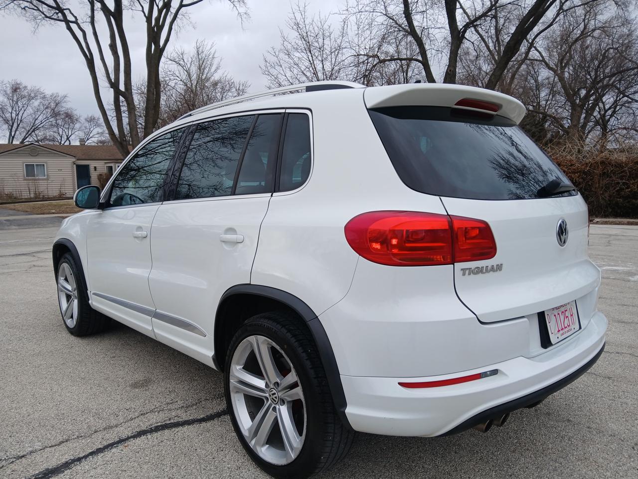 Volkswagen Tiguan 2WD 4dr Auto R-Line 2016