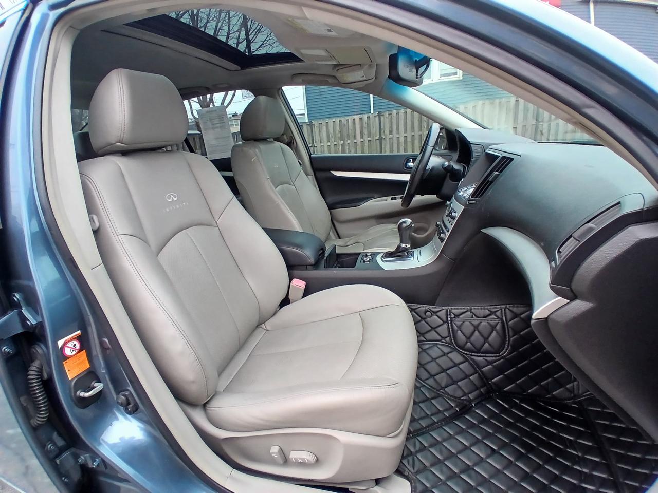 Infiniti G37 Sedan 4dr x AWD 2009