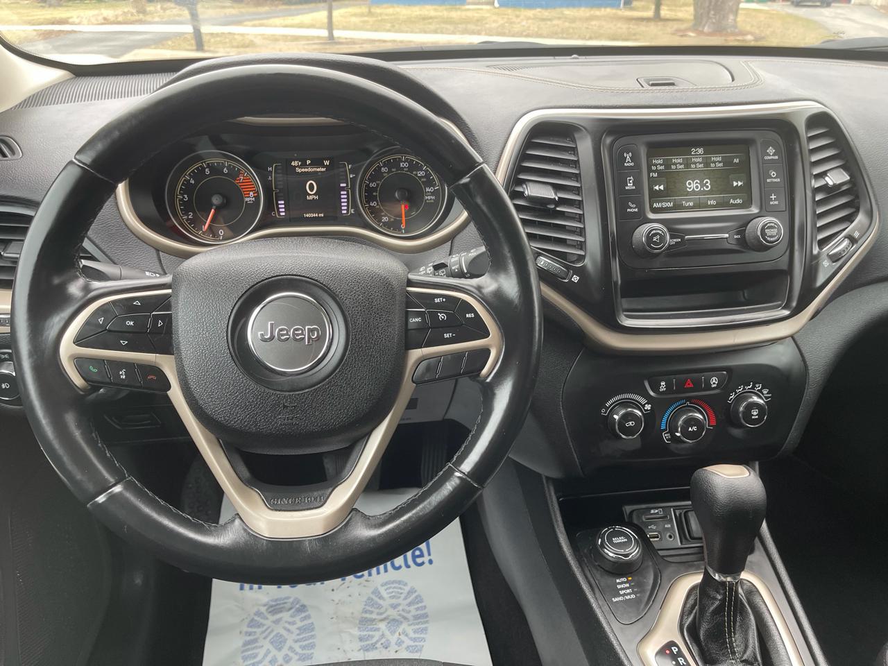 Jeep Cherokee Latitude 4x4 2018