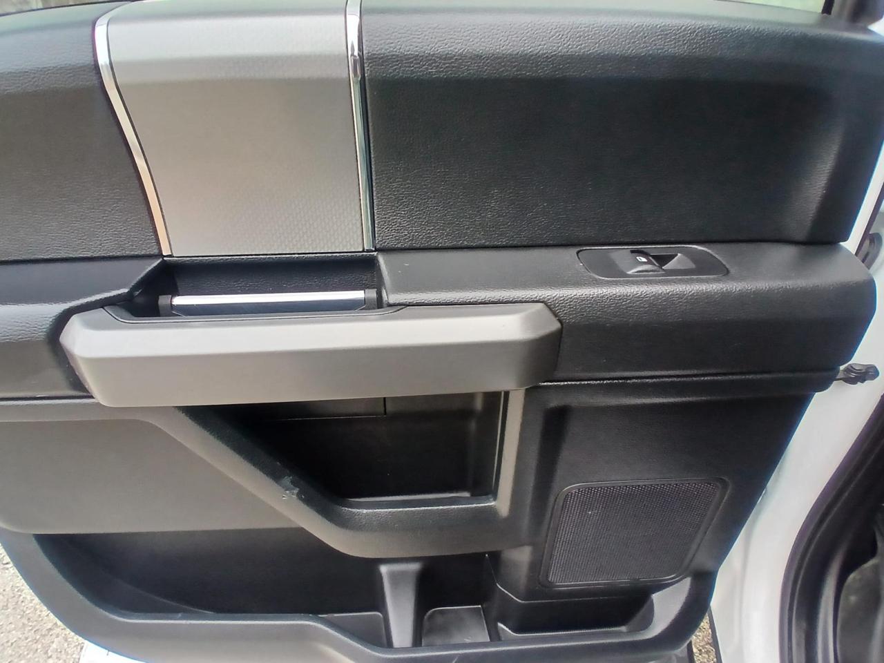 Ford F-150 4WD SuperCrew 145" XLT 2016