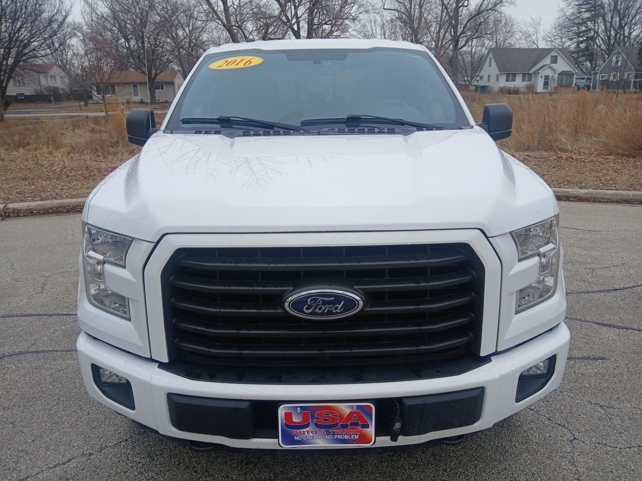 Ford F-150 4WD SuperCrew 145" XLT 2016