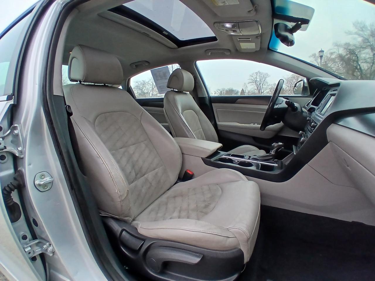 Hyundai Sonata Sport 2.4L 2017