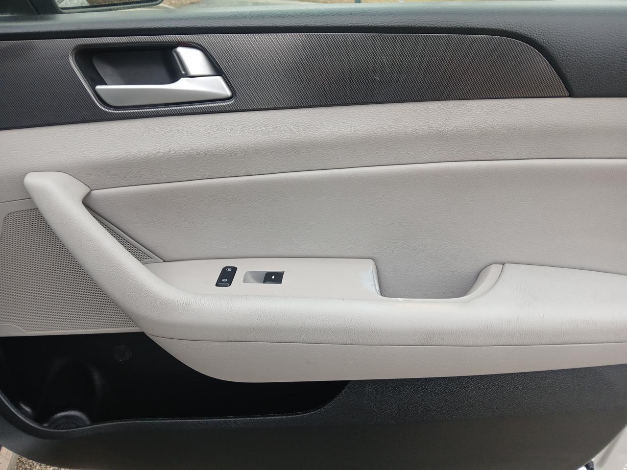 Hyundai Sonata Sport 2.4L 2017